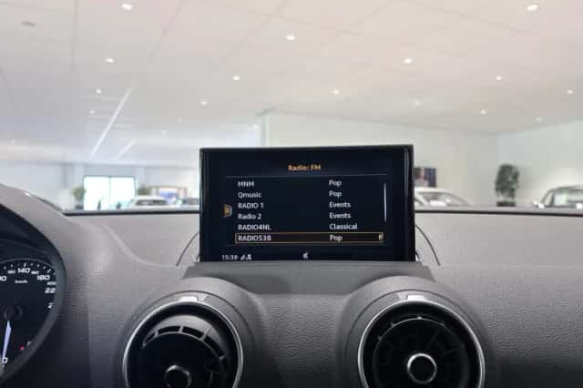 Audi A3 (2017) thumbnail 19