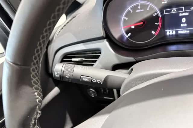 Opel Corsa (2018) thumbnail 14