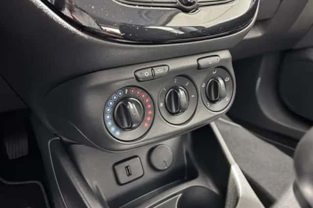 Opel Corsa (2018) thumbnail 22