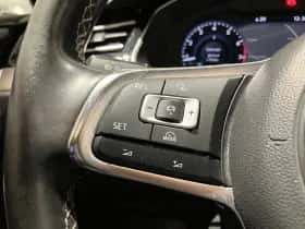 Volkswagen Passat (2017) thumbnail 22
