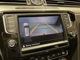 Volkswagen Passat (2017) thumbnail 26