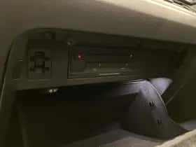 Volkswagen Passat (2017) thumbnail 37