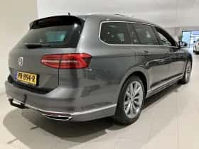 Volkswagen Passat (2017) thumbnail 9