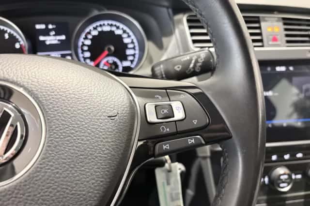 Volkswagen Golf (2018) thumbnail 17