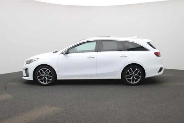 Kia Ceed (2021) thumbnail 4