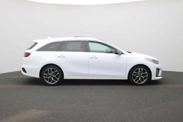 Kia Ceed (2021) thumbnail 6