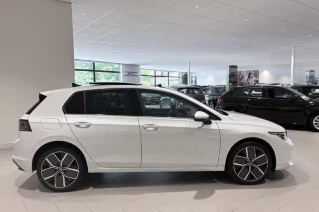 Volkswagen Golf (2026) thumbnail 6