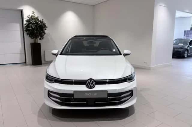Volkswagen Golf (2026) thumbnail 8