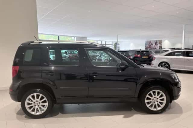 Škoda Yeti (2016) thumbnail 6