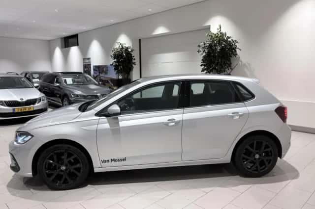 Volkswagen Polo (2023) thumbnail 3