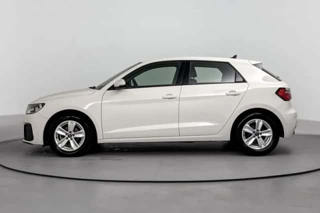 Audi A1 (2021) thumbnail 2