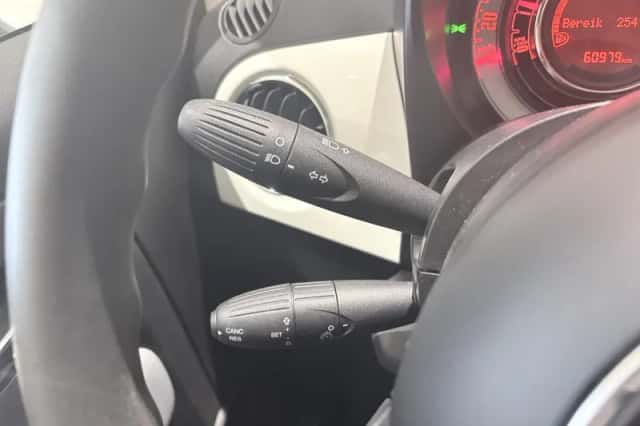 Fiat 500 (2018) thumbnail 11