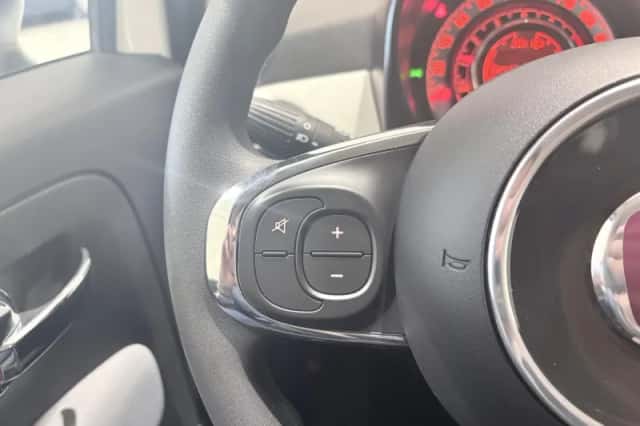 Fiat 500 (2018) thumbnail 14