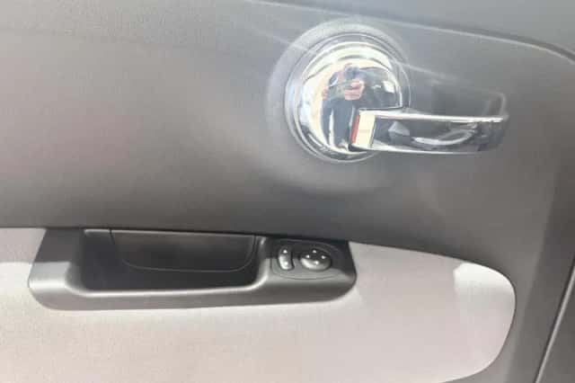 Fiat 500 (2018) thumbnail 10