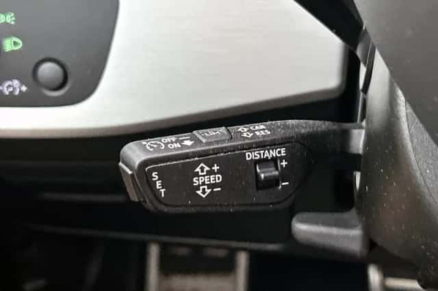 Audi A4 (2022) thumbnail 6