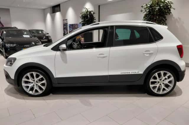 Volkswagen Polo (2017) thumbnail 3