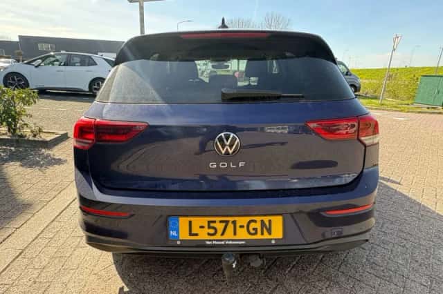 Volkswagen Golf (2020) thumbnail 4