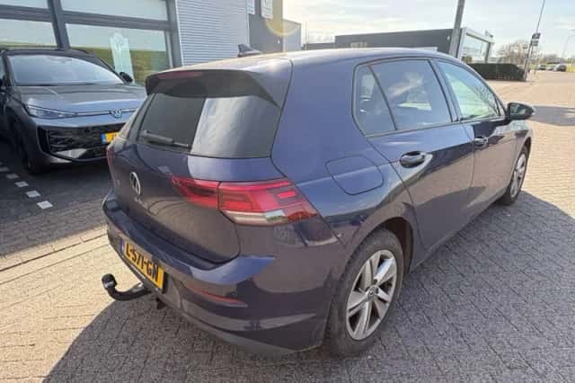 Volkswagen Golf (2020) thumbnail 5