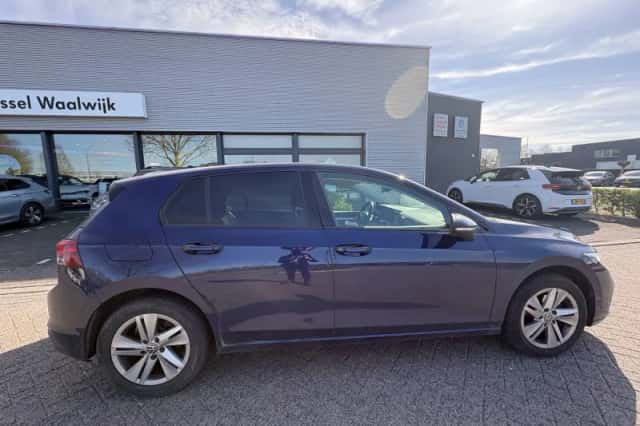 Volkswagen Golf (2020) thumbnail 6