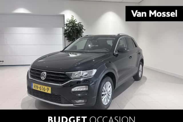 Volkswagen T-Roc (2018) thumbnail 1