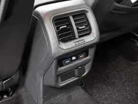 Volkswagen Tiguan (2021) thumbnail 14