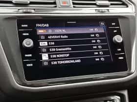 Volkswagen Tiguan (2021) thumbnail 10