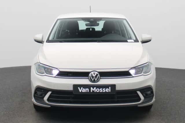 Volkswagen Polo (2024) thumbnail 3