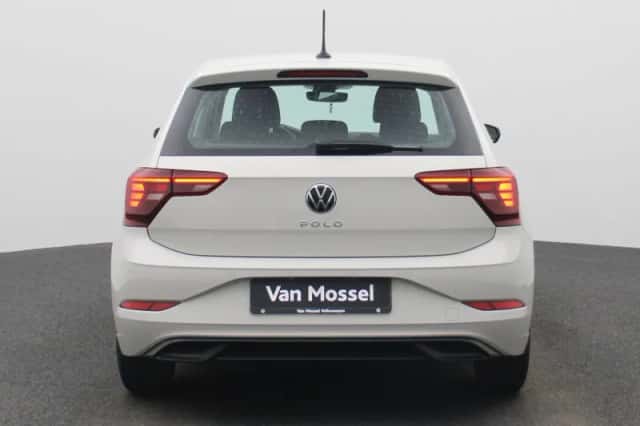 Volkswagen Polo (2024) thumbnail 5