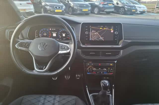 Volkswagen T-Cross (2024) thumbnail 7
