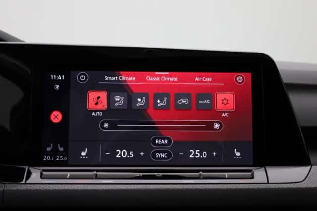 Volkswagen Golf (2023) thumbnail 19