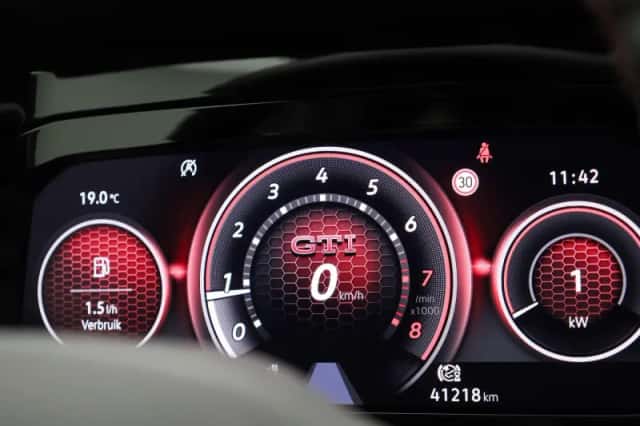 Volkswagen Golf (2023) thumbnail 21