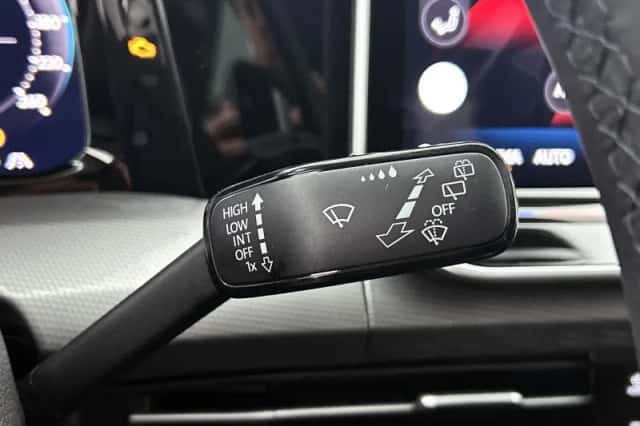 Volkswagen Golf (2026) thumbnail 10