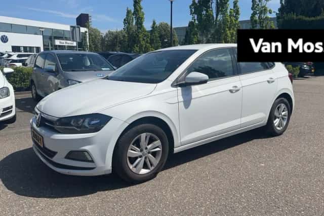 Volkswagen Polo (2018) thumbnail 1
