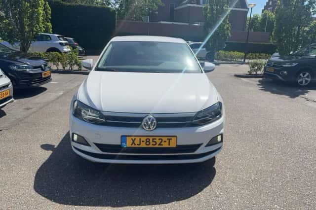 Volkswagen Polo (2018) thumbnail 3
