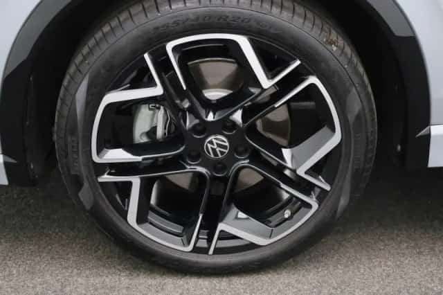 Volkswagen Tiguan (2025) thumbnail 14