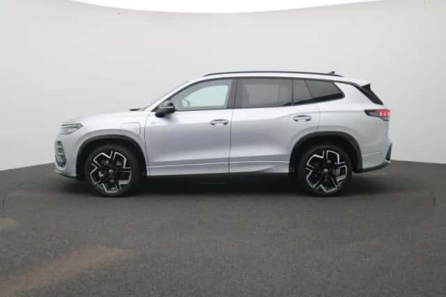 Volkswagen Tayron (2025) thumbnail 4