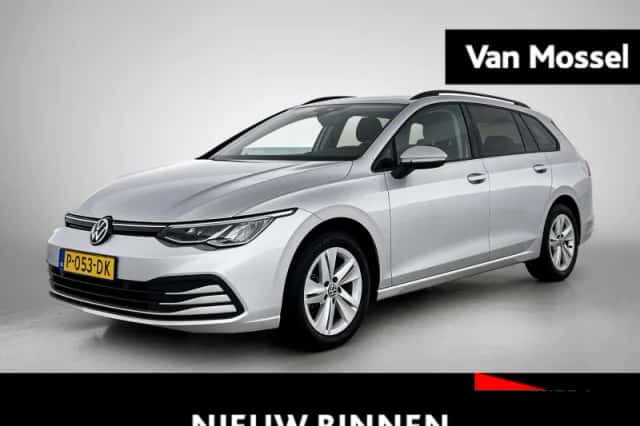 Volkswagen Golf (2021) thumbnail 1