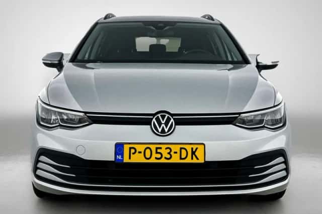 Volkswagen Golf (2021) thumbnail 5