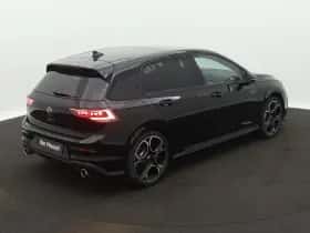 Volkswagen Golf (2025) thumbnail 4