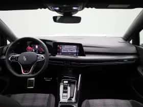 Volkswagen Golf (2022) thumbnail 43