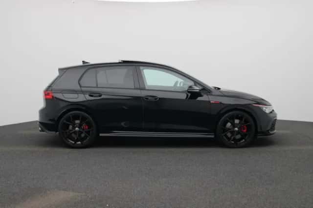Volkswagen Golf (2022) thumbnail 6