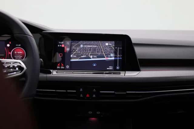 Volkswagen Golf (2022) thumbnail 9