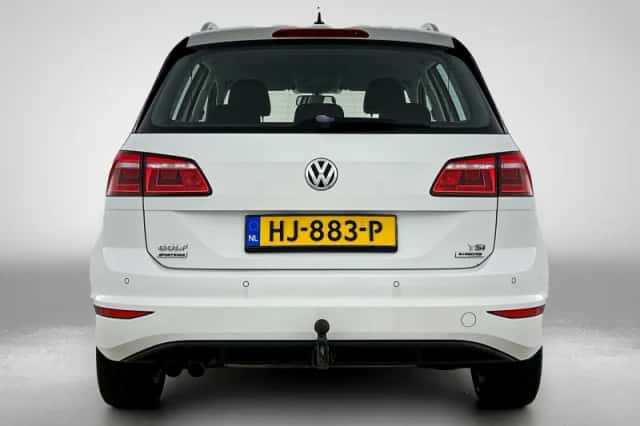 Volkswagen Golf Sportsvan (2014) thumbnail 3
