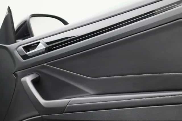 Volkswagen T-Roc (2025) thumbnail 42