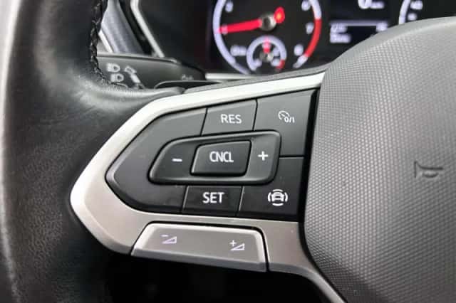 Volkswagen T-Cross (2021) thumbnail 6