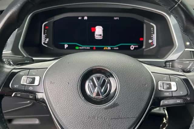 Volkswagen Tiguan (2019) thumbnail 11