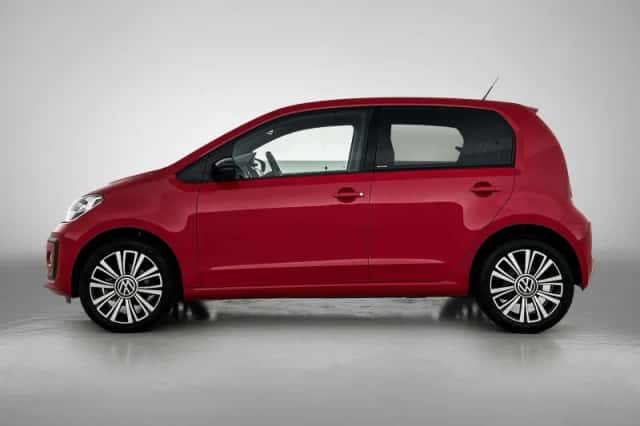 Volkswagen Up! (2022) thumbnail 2