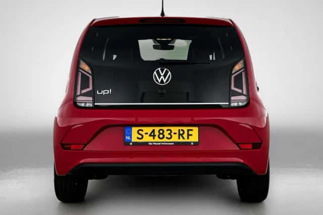 Volkswagen Up! (2022) thumbnail 3