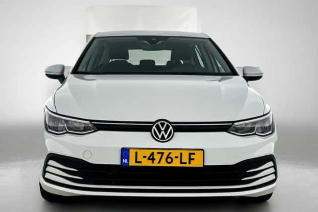 Volkswagen Golf (2021) thumbnail 5