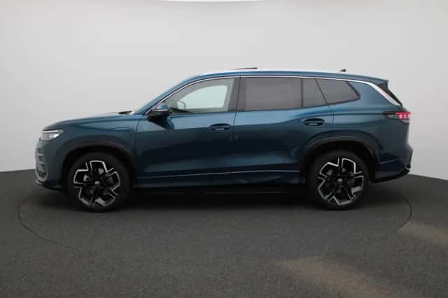 Volkswagen Tayron (2025) thumbnail 4